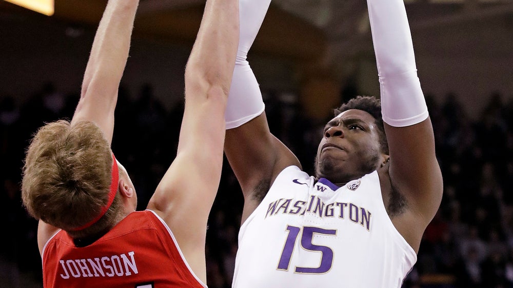 Washington holds Utah to 18 2nd-half points, wins 62-45
