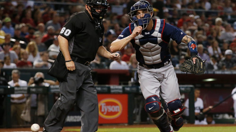 Red Sox trade Swihart to Arizona for minor leaguer