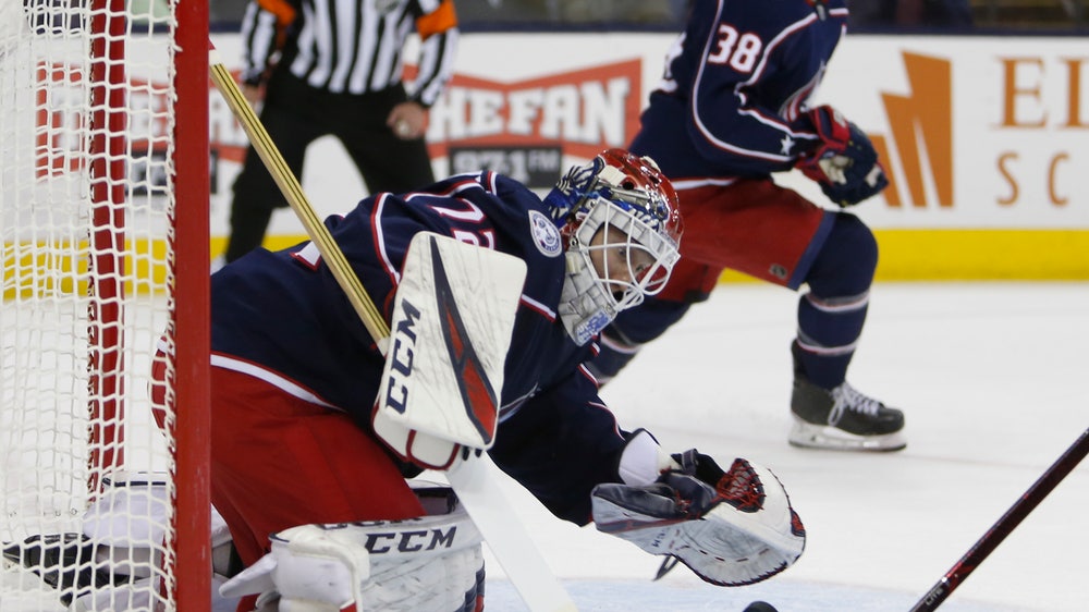 Bobrovsky shuts down Hurricanes as Blue Jackets win 3-0