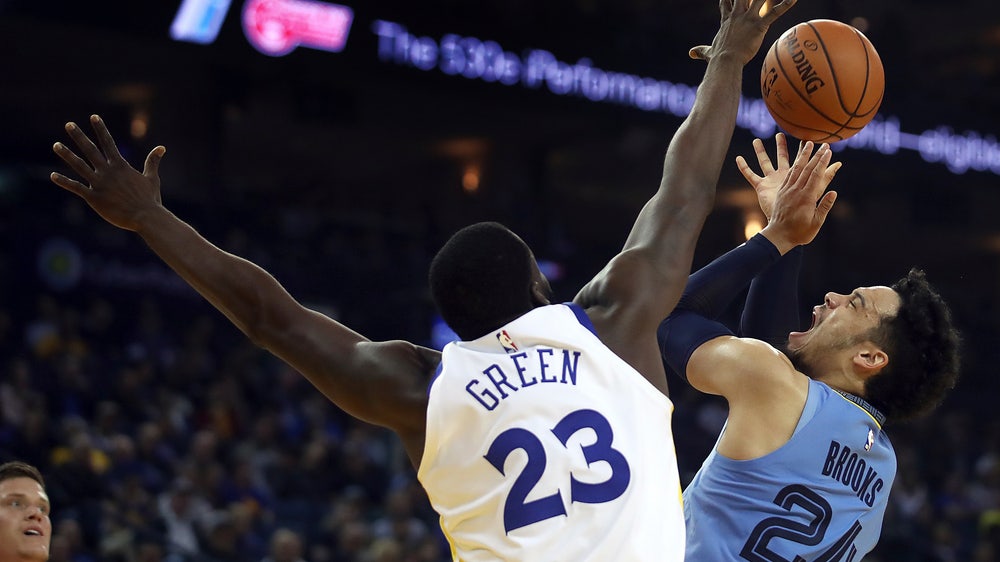 Warriors use big third quarter to beat Grizzlies 117-101