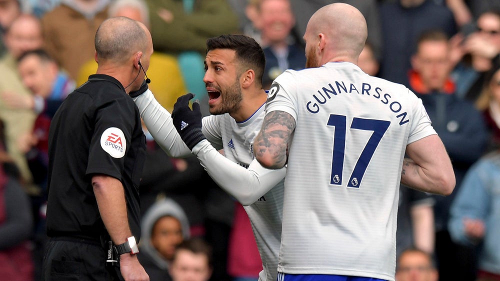 Burnley, Southampton boost hopes to stay in Premier League