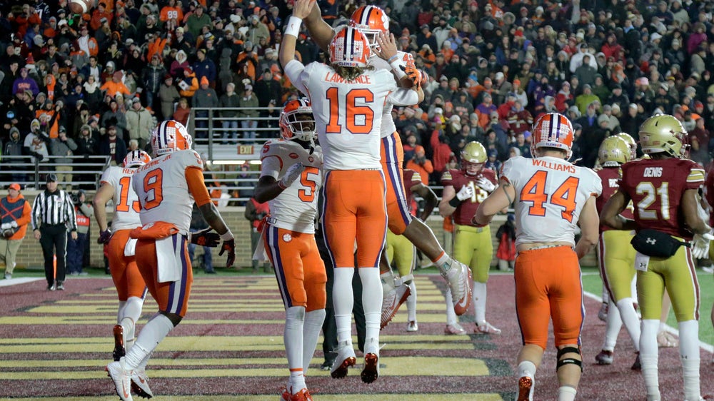No. 2 Clemson knocks out No. 17 BC 27-7 to win division