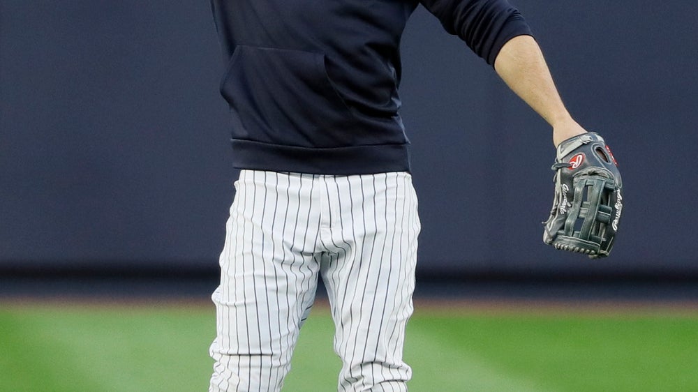 Stanton returns to Yanks lineup as DH in Game 5 of ALCS