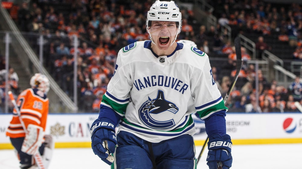 Pettersson, Roussel power Canucks past Oilers 4-2
