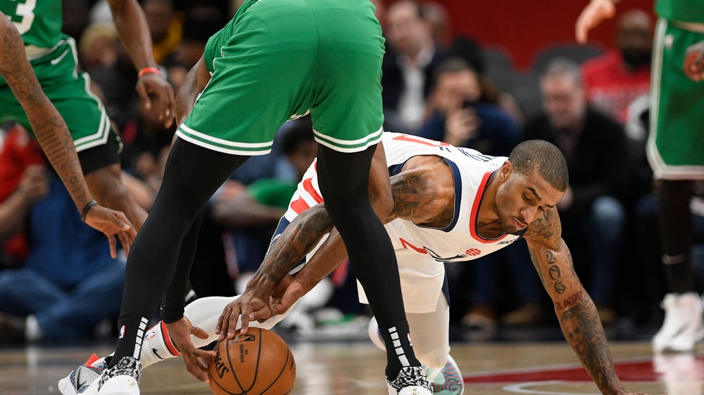 "M-V-P!": Ish Smith's 27 help Wiz top no-Kemba Celtics 99-94