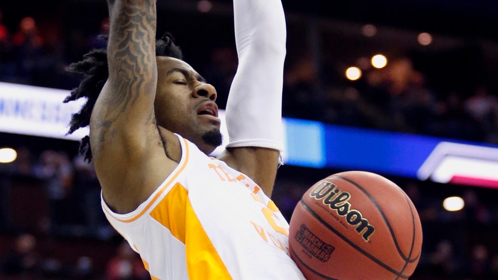 Tennessee holds off Colgate to advance to NCAA second round