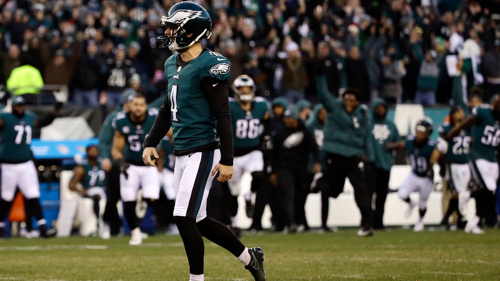 Texans lose to Eagles 32-30, lose control of No. 2 seed