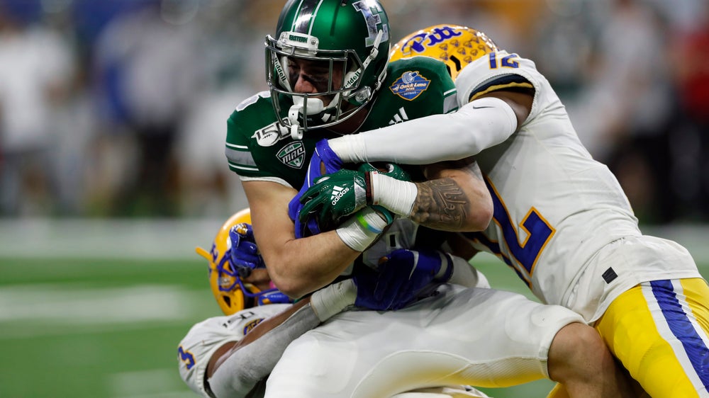 Smith, Louisiana Tech beat Miami 14-0 in Independence Bowl