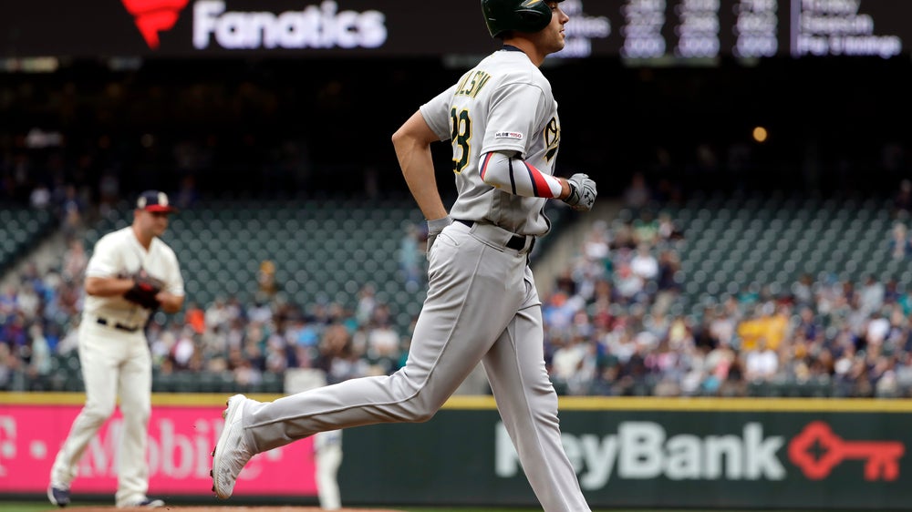Olson, A's extend home run streak, drop Mariners 7-4