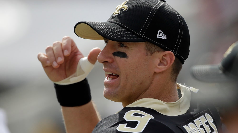 Saints' Brees to see hand specialist after injuring thumb