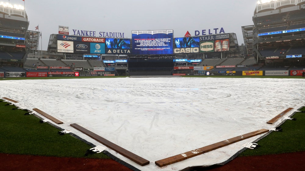 Mets-Yankees game postponed by rain; split DH on Tuesday