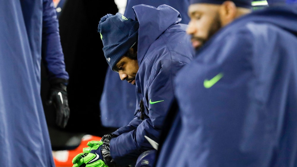 After 2 TDs in Seahawks' loss, Lynch 'not sure' on future