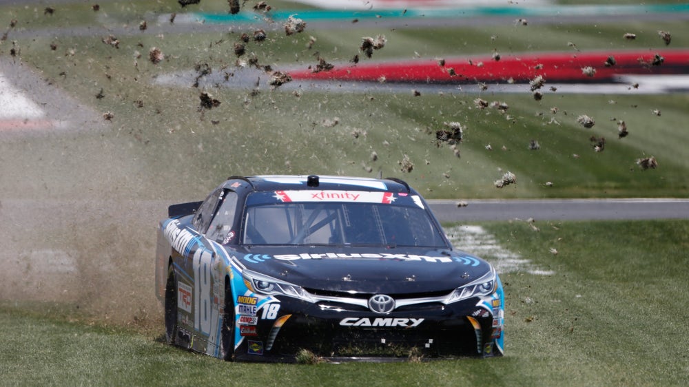 Best photos from XFINITY race at Charlotte Motor Speedway