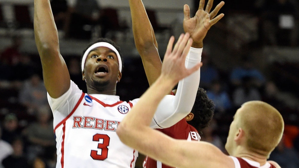 Hot-shooting Oklahoma beats Ole Miss 95-72 in NCAAs
