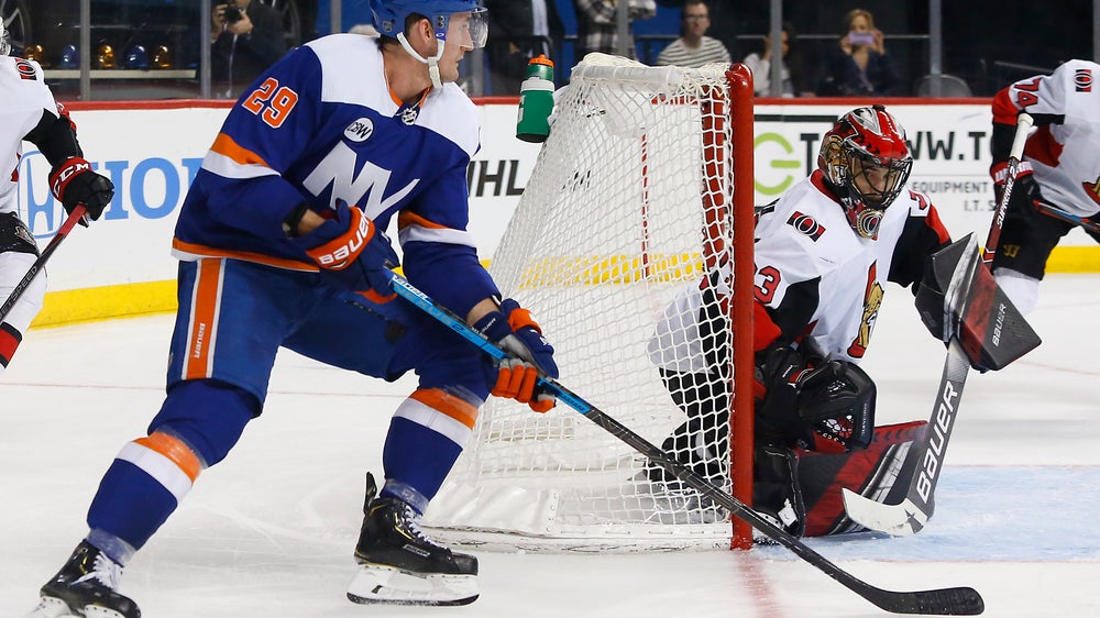 Barzal helps Islanders rally for 6-3 win over Senators