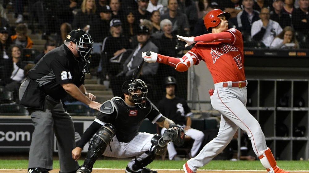 LEADING OFF: Ohtani slugging away with bad elbow, Gio debut