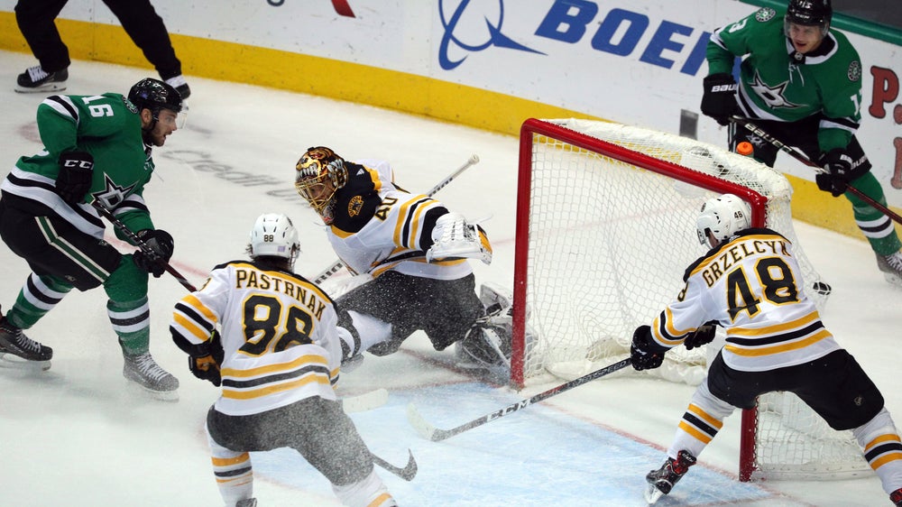 Jason Dickinson scores in OT, Stars beat Bruins 1-0