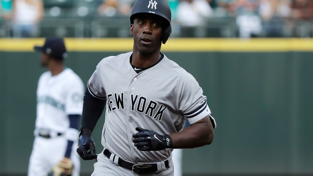 McCutchen homers again, Yankees hold off Mariners 4-2
