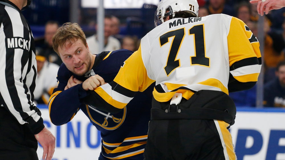 Kessel, Crosby help surging Penguins blank Sabres 5-0