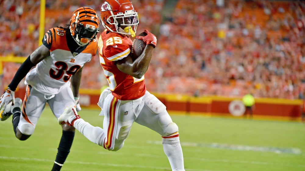 Chiefs rookie RB Darwin Thompson pushing for playing time