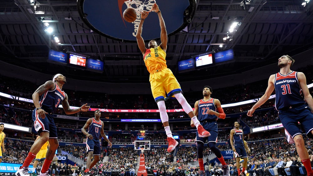 Antetokounmpo helps Bucks rout Wizards, 131-115