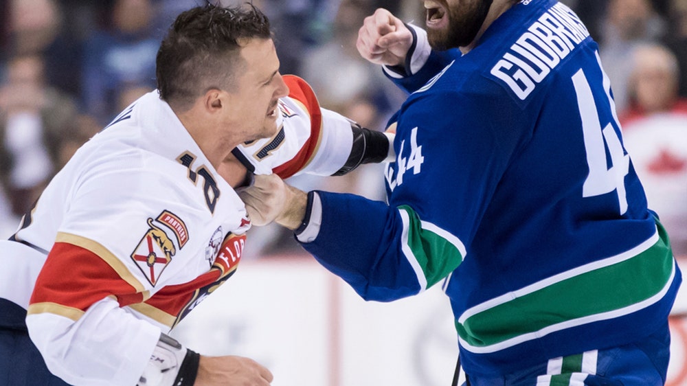 Eriksson, Canucks deal Panthers 6th straight loss, 5-1