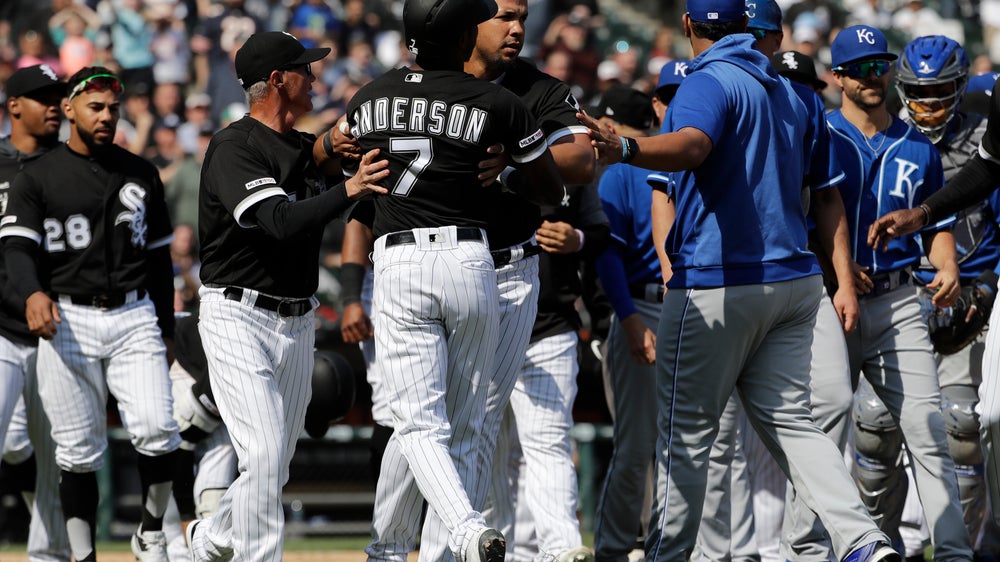 LEADING OFF: Braves need a closer, Royals-Chisox tempers