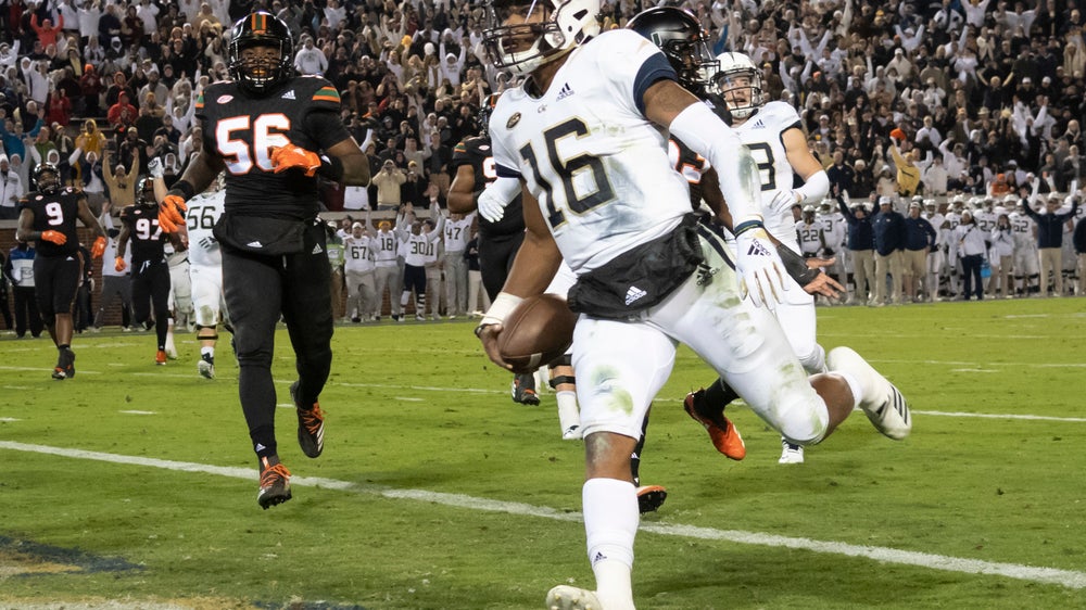 Marshall leads Georgia Tech past fumble-prone Miami, 27-21