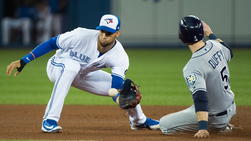 Justin Smoak lifts Blue Jays past Rays with walk-off shot