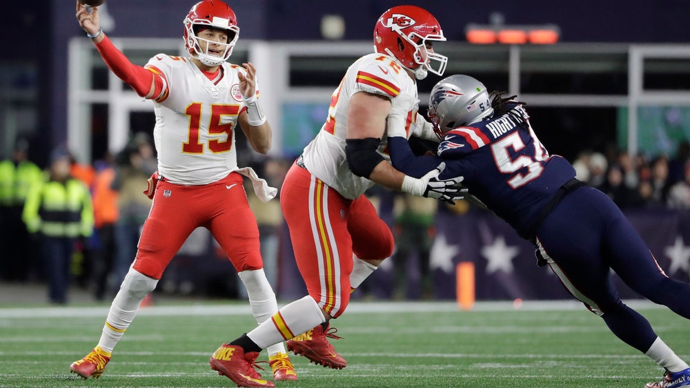 KC survives errors, takes AFC West with 23-16 win over Pats