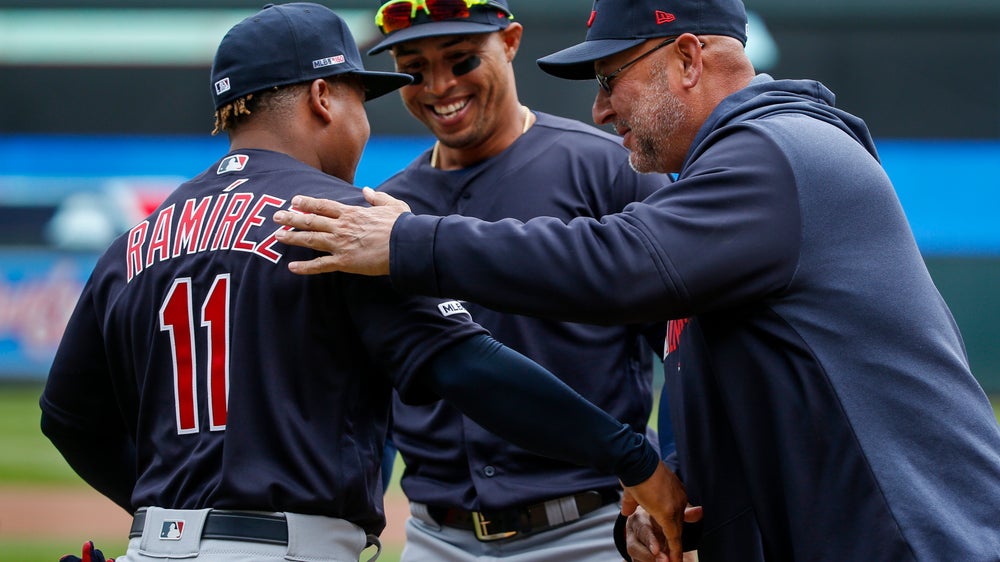 Indians give manager Francona extension through 2022 season