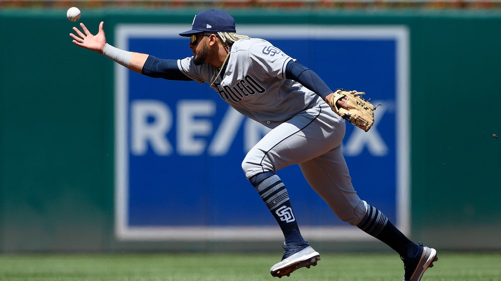 Padres rookie Fernando Tatis Jr. leaves game with injury