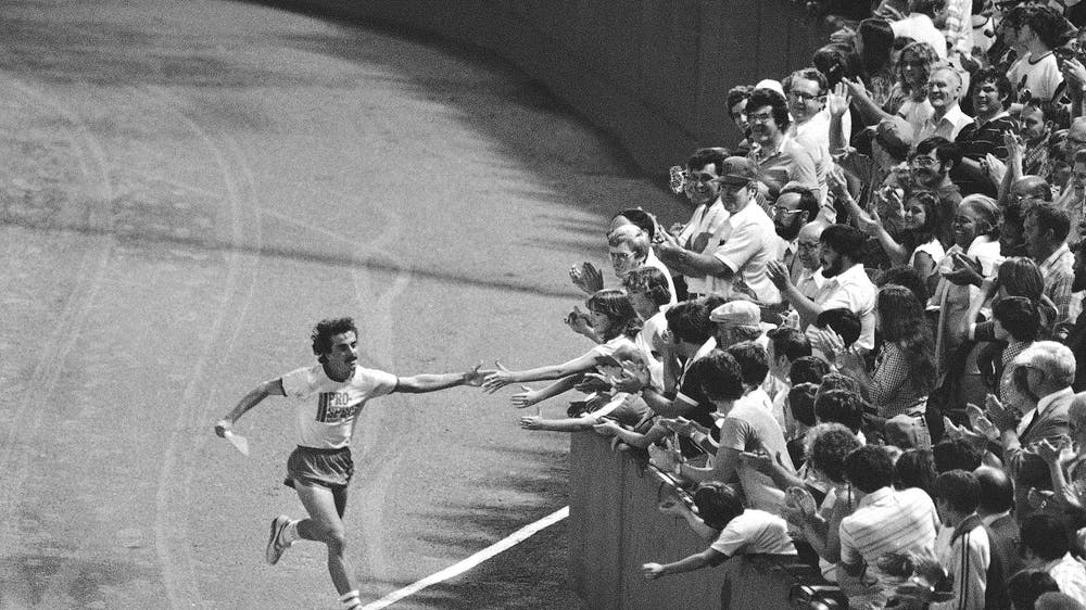 Boston’s ‘Forrest Gump’ re-enacting end of cross-country run