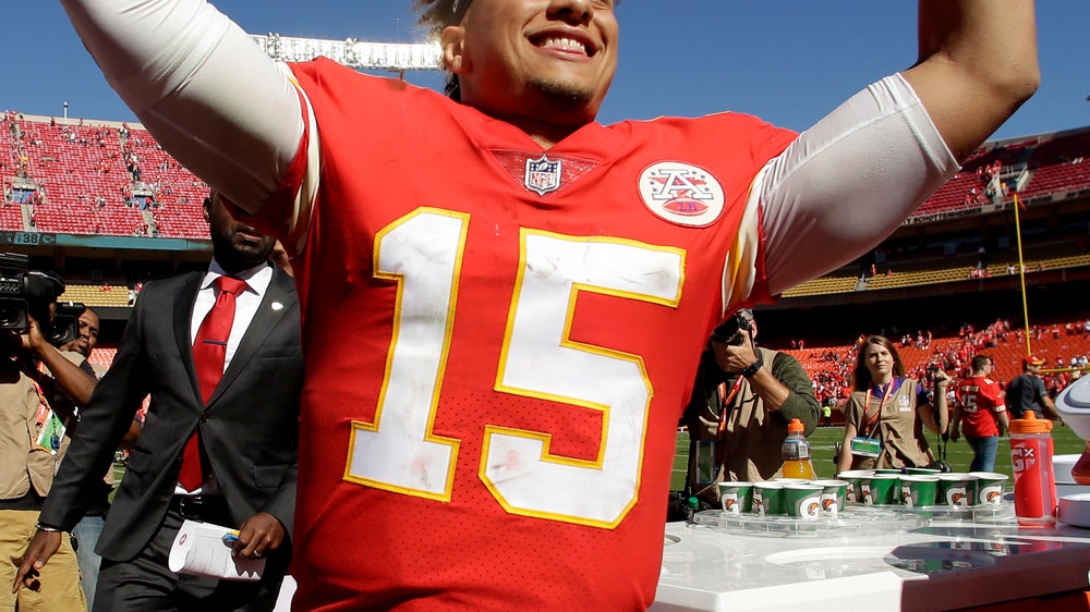 Chiefs spread the wealth on offense during blistering start