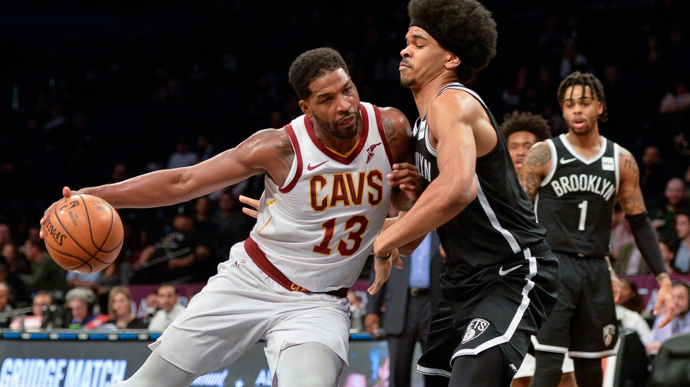 Cavaliers' Thompson fined $15,000 for gesture to Nets fan