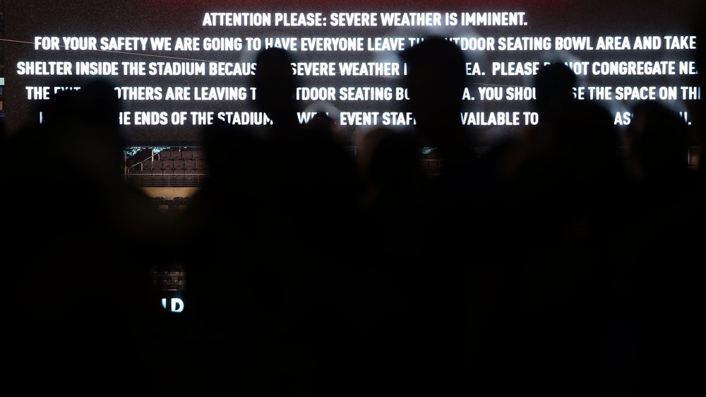 Play resumes at Jets-Giants after 59-minute weather delay