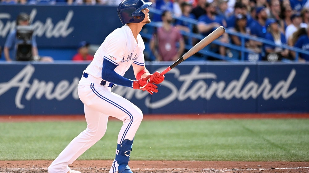 Jansen wins it with HR in 9th, Blue Jays beat Royals 7-5