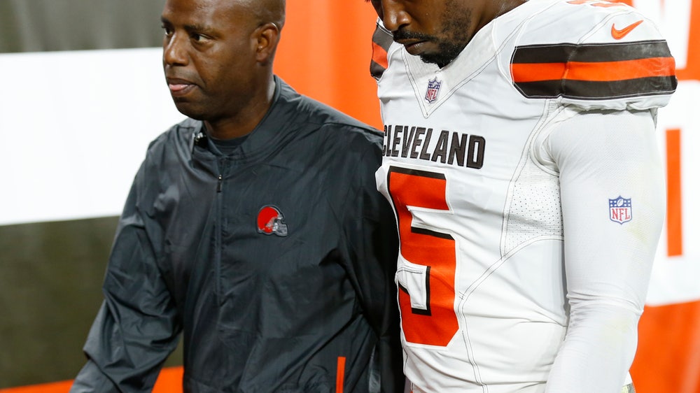 Browns QB Taylor says he’s ‘doing well’ after injuring hand