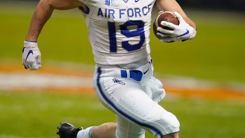 Air Force tops Washington State 31-21 at Cheez-It Bowl