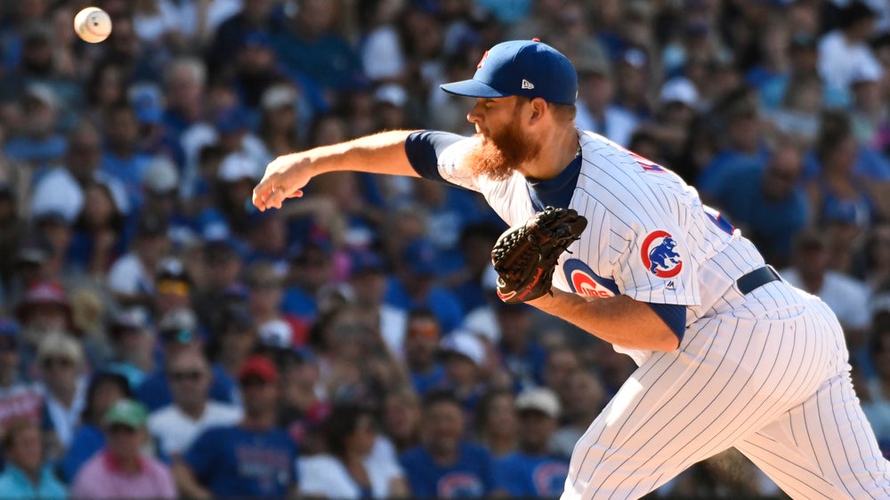 Cubs place closer Kimbrel on IL with right knee inflammation