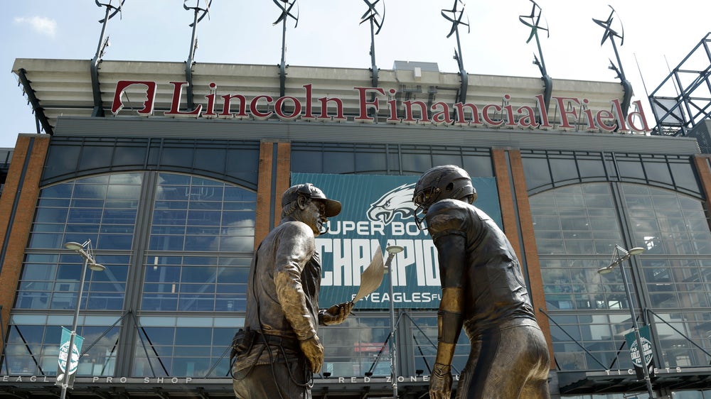 Eagles get title banner, play Falcons on NFL’s opening night