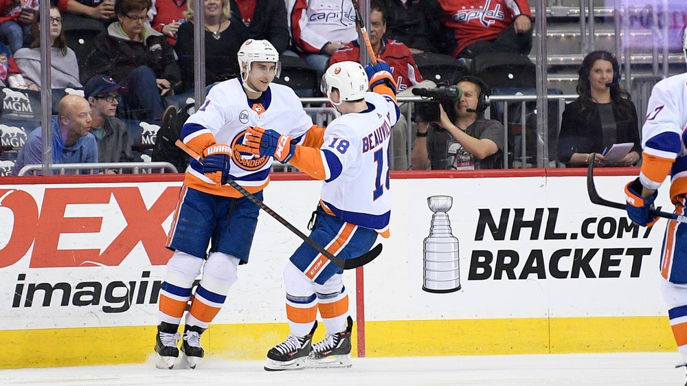 Islanders beat Capitals to earn home-ice in first round