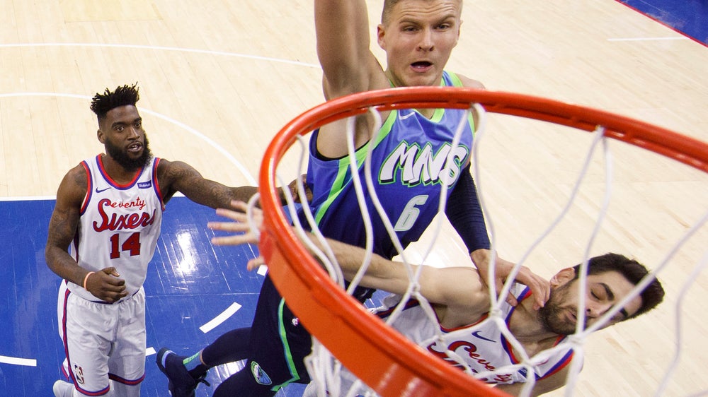 Porzingis, Mavericks deal 76ers 2nd home loss, 117-98