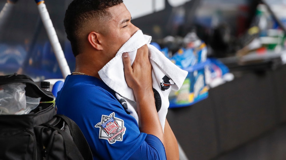 Cubs SS Russell placed on leave before loss to White Sox