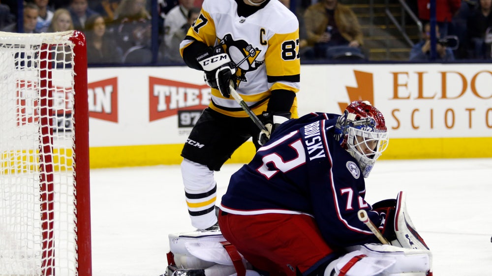 Atkinson scores twice to lift Blue Jackets over Penguins