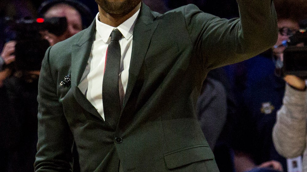 'It gets no better': Inside a weekend honoring Dwyane Wade