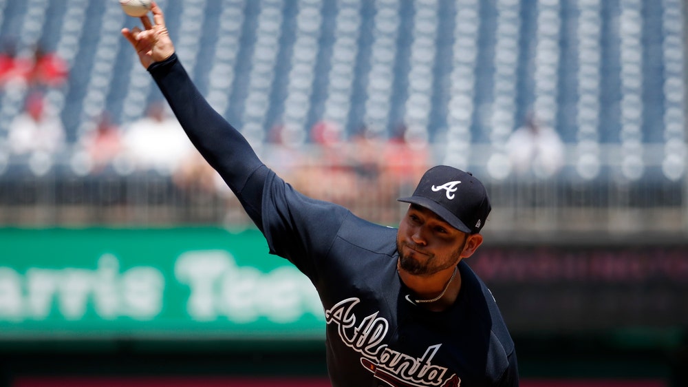 Braves starter Sanchez hit by ball, leaves with calf bruise