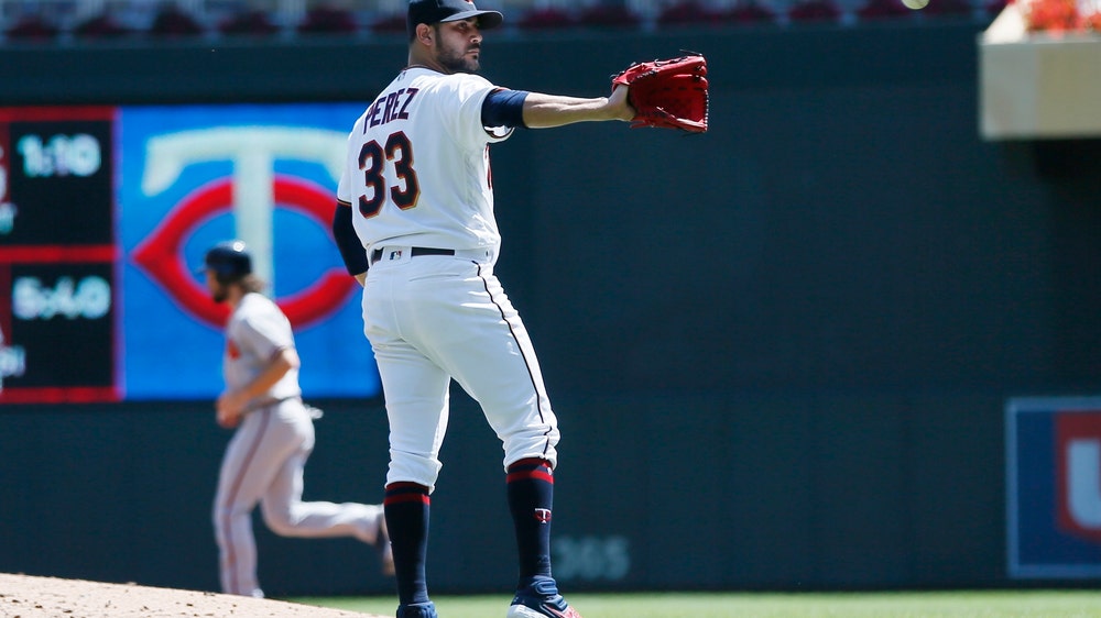 5-4-3, take 2: Twins turn another triple play for Pérez