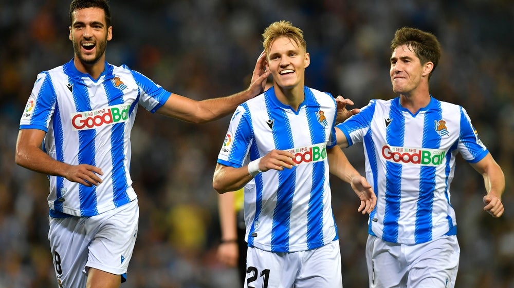 Sevilla loses 2nd in a row after relinquishing lead at Eibar