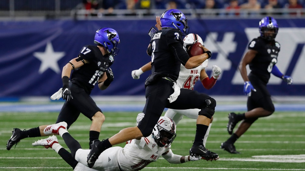 Northern Illinois scores late to win MAC title game 30-29